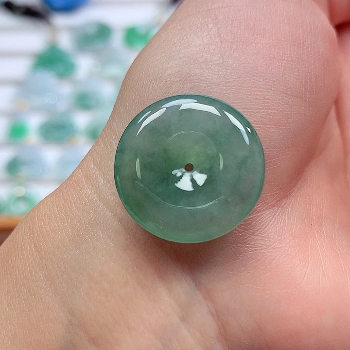 翡翠未镶嵌吊坠(不含链)22.5-5.3