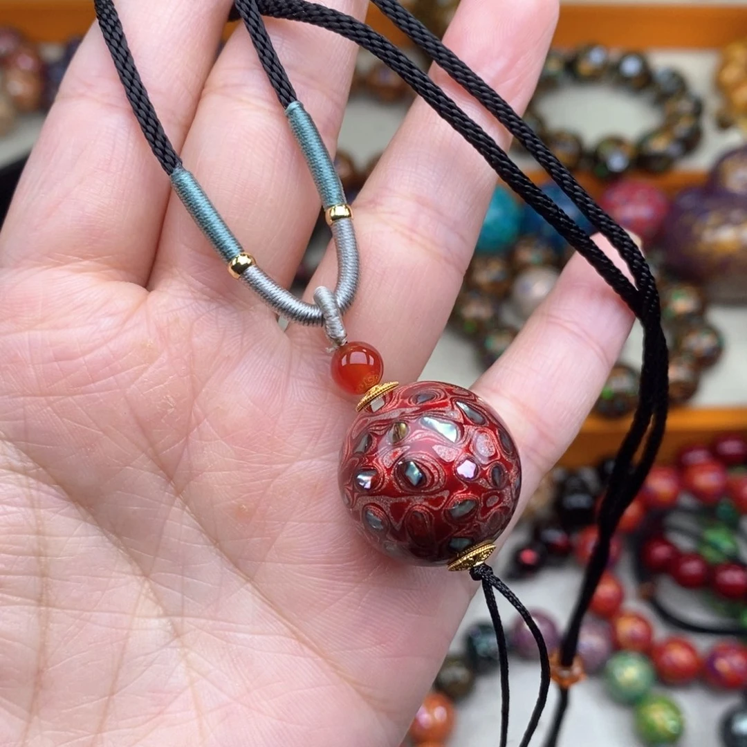 2.0极光红罗甸。