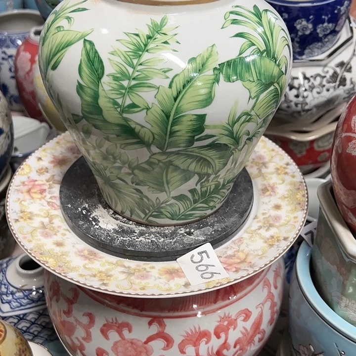 瓷片瑕。。。。。。。。。。。。