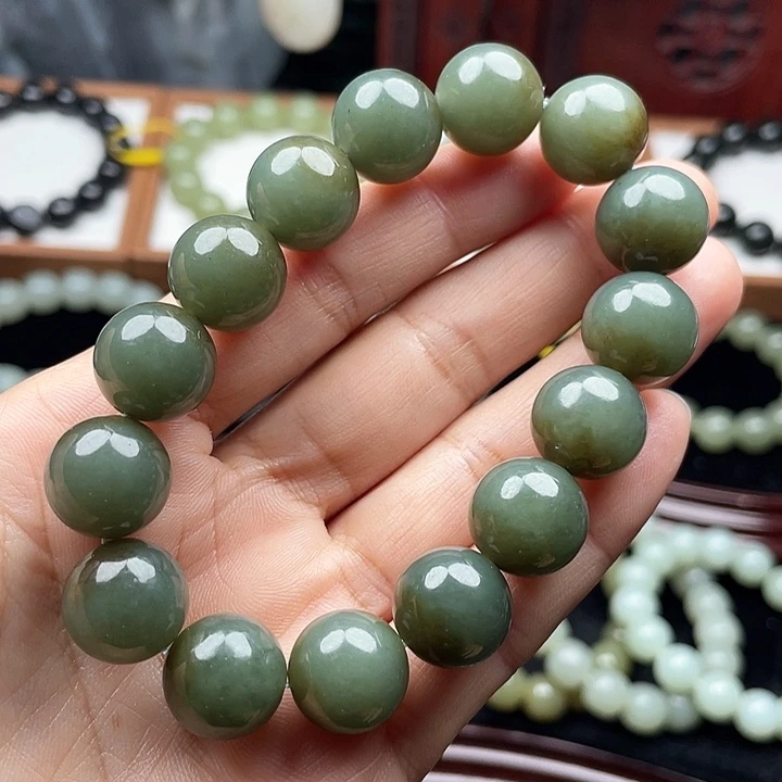 和田玉未镶嵌手串