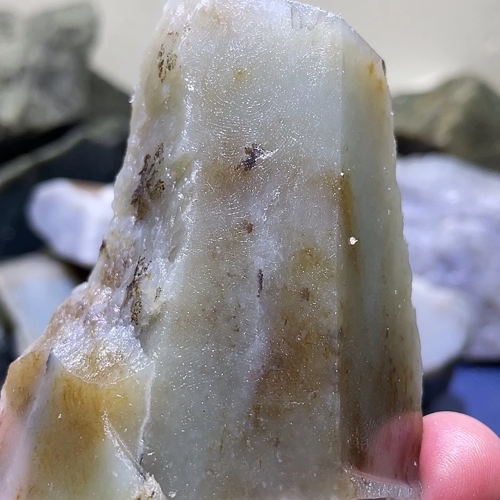 和田玉未镶嵌珠宝半成品