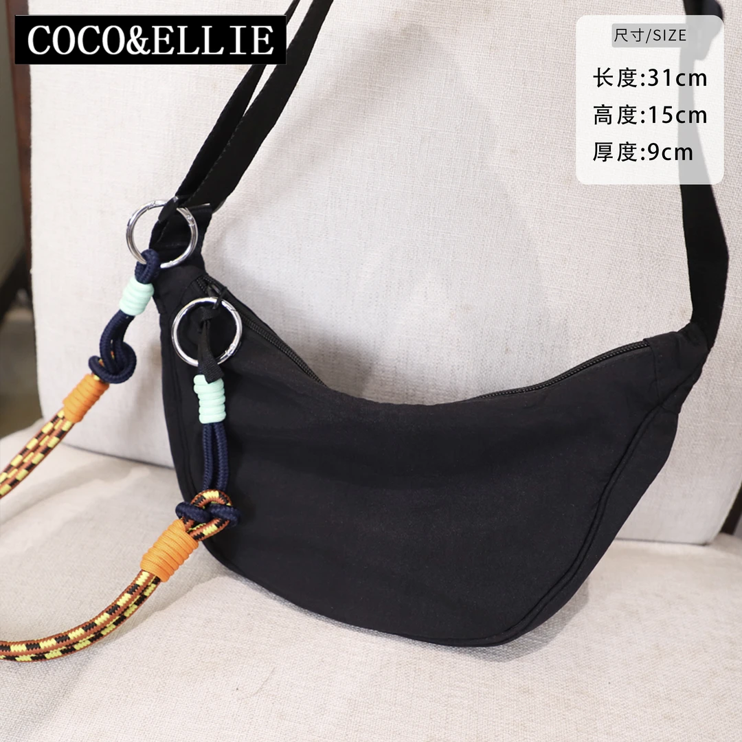 黑色极简风月亮包斜挎单肩女包A1111