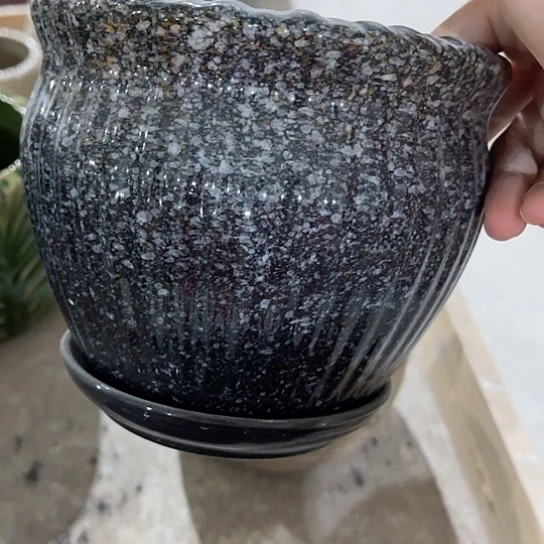 多肉绿植陶瓷花盆9.9包邮，有孔