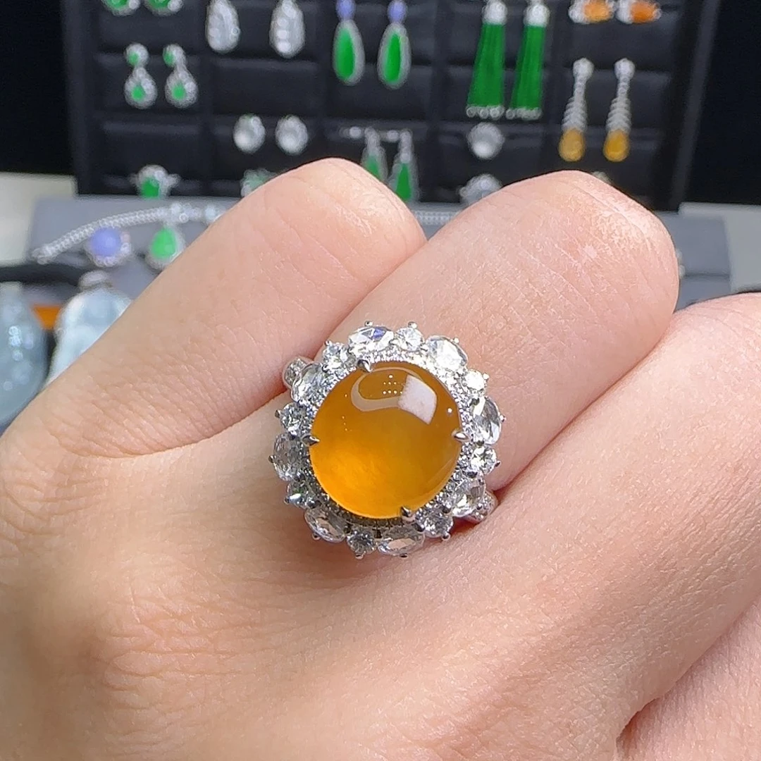 颈饰18K金镶嵌翡翠天然翡翠