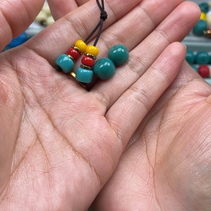 玻璃颈饰雪巴琉璃配饰