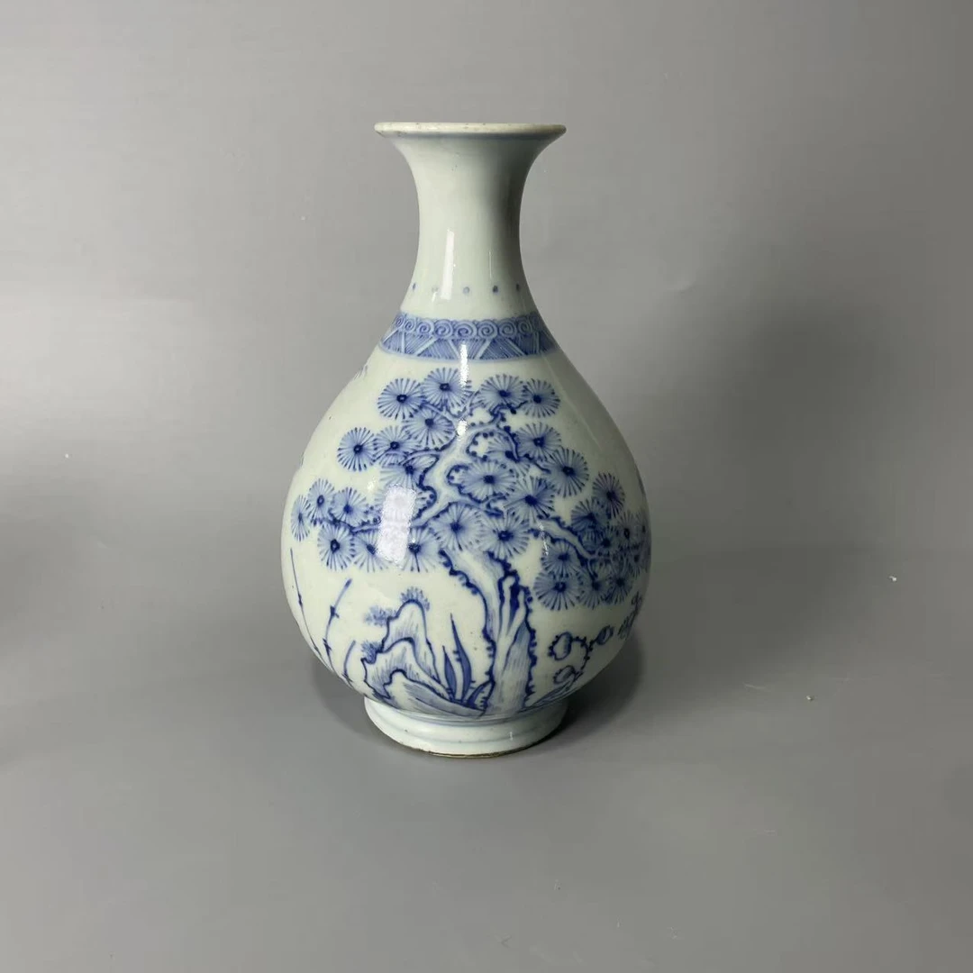 青花松竹梅玉壶春瓶