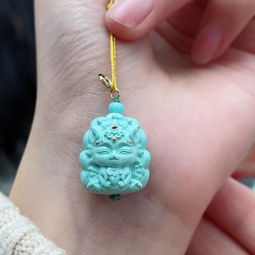 绿松石颈饰未镶嵌