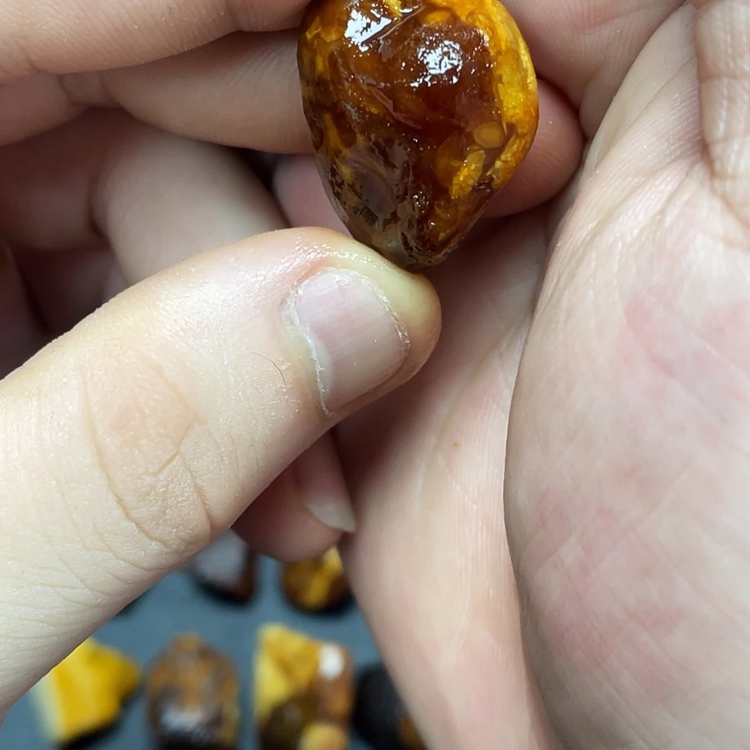 定制琥珀未镶嵌定制
