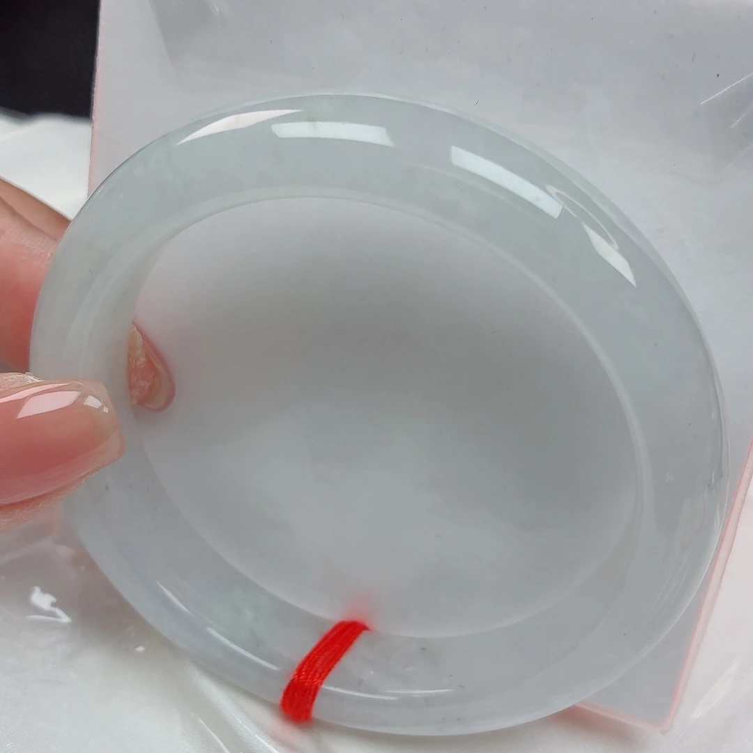 翡翠手镯未镶嵌Q58