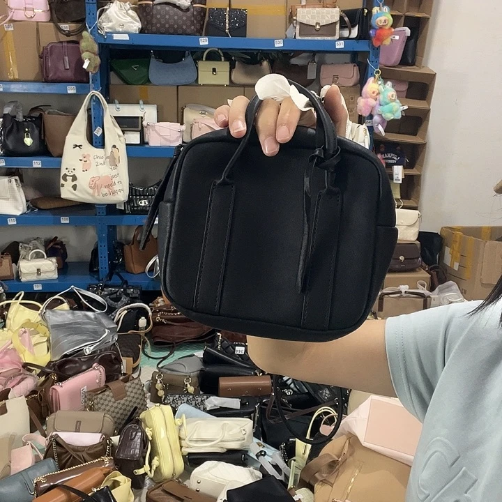 蚕丝健健康康平平安安