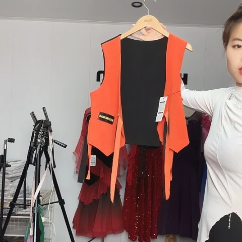 L。