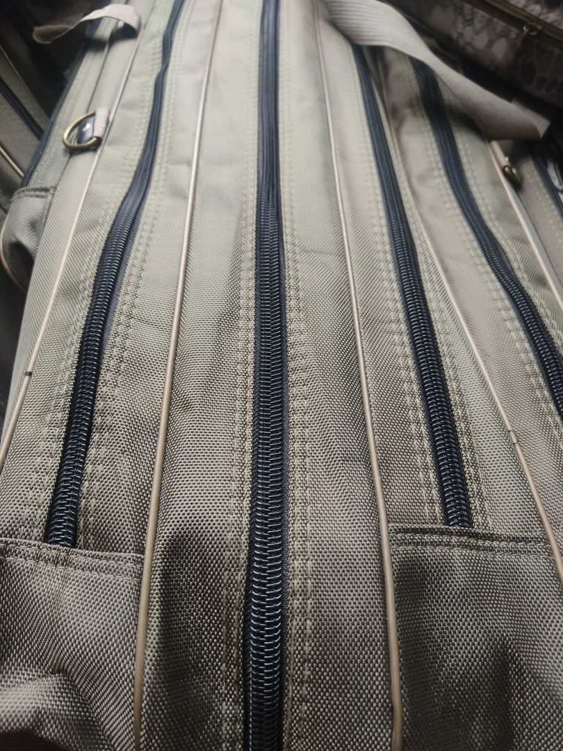 微瑕130厘米四层直渔具包颜色随机