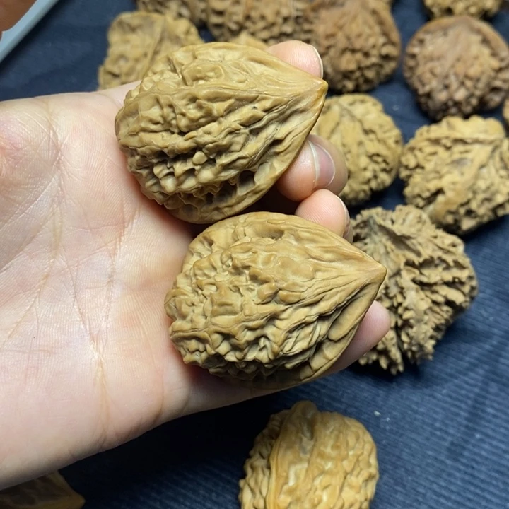 鹏***了吊坠文玩核桃罗汉鸡心38有修