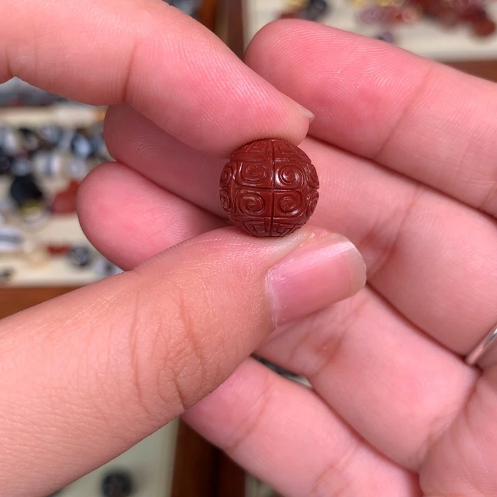 颈饰未镶嵌南红玛瑙10牛血12.5