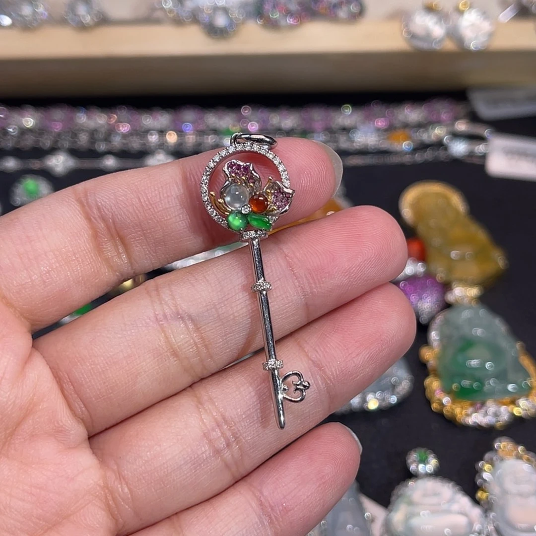 吊坠(不含链)未镶嵌翡翠钥匙