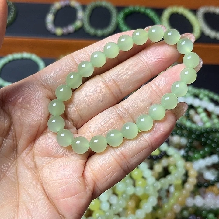 小***阳未镶嵌手串和田玉