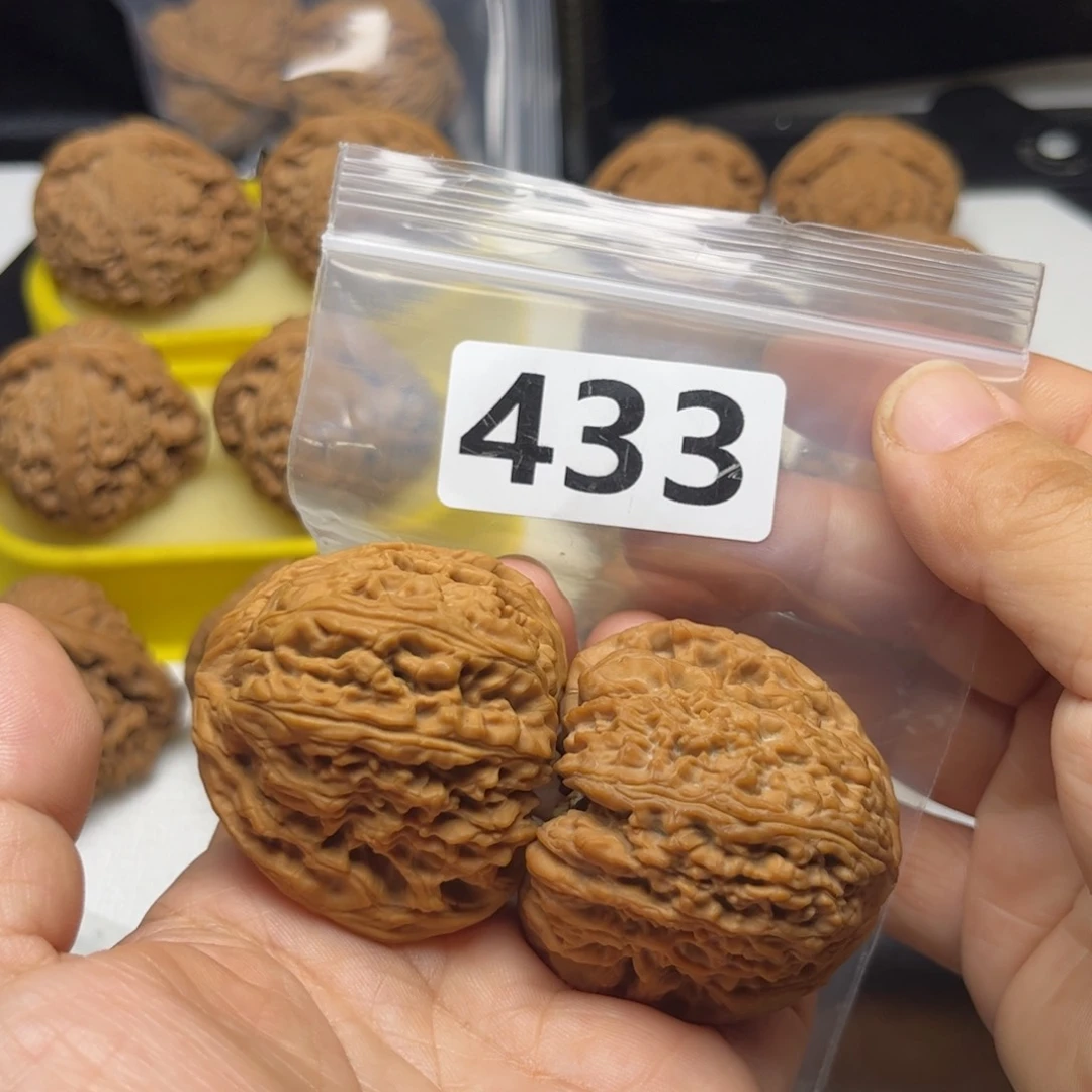 吊坠文玩核桃南疆44微色差