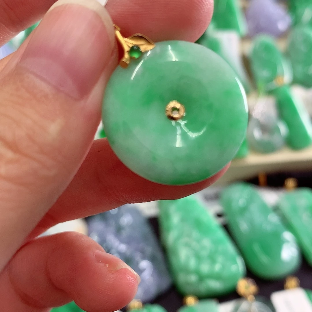翡翠18K金镶嵌吊坠(不含链)