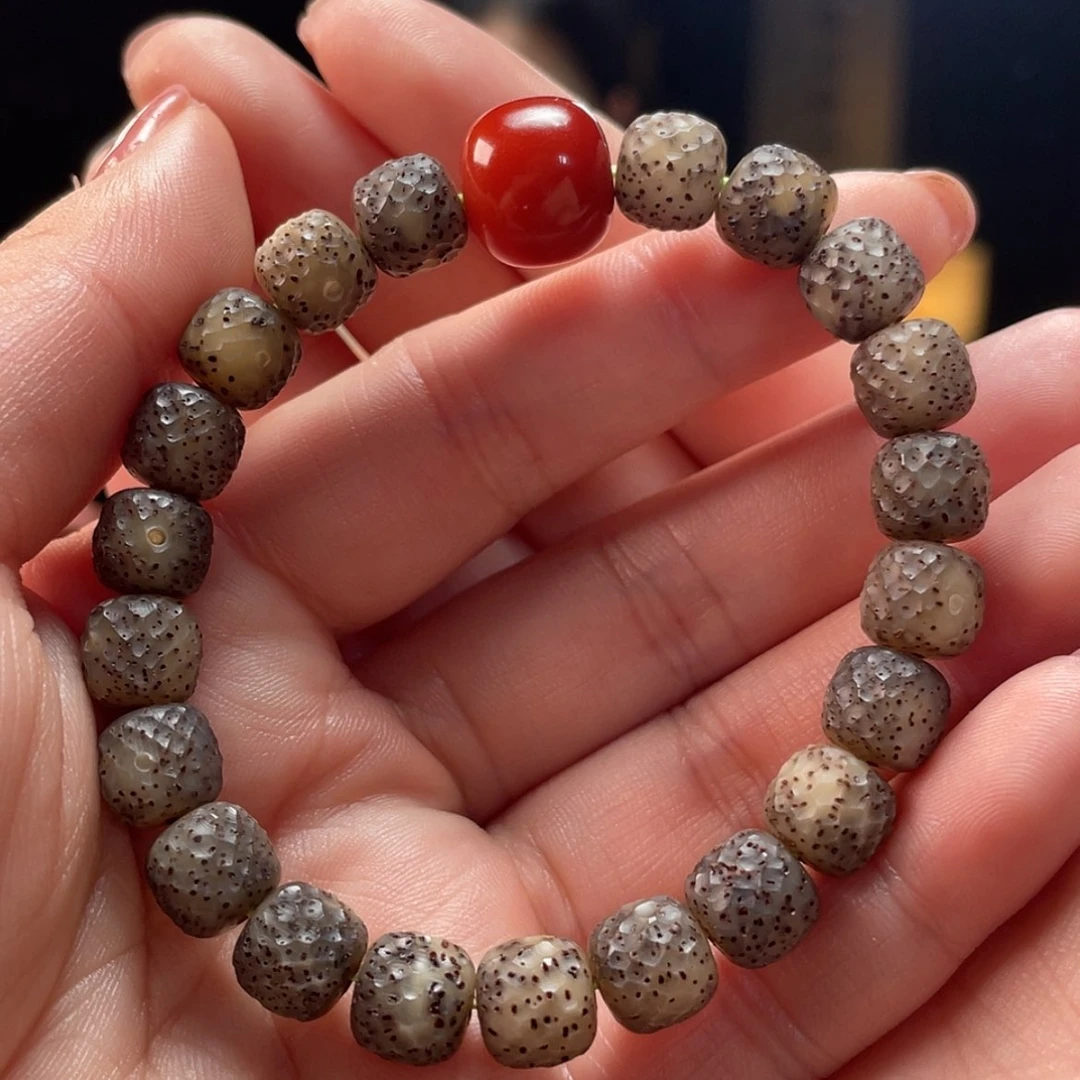 【闪购商品】未镶嵌南红玛瑙珠宝奇石