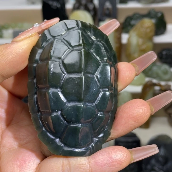 王***人和田玉未镶嵌把件