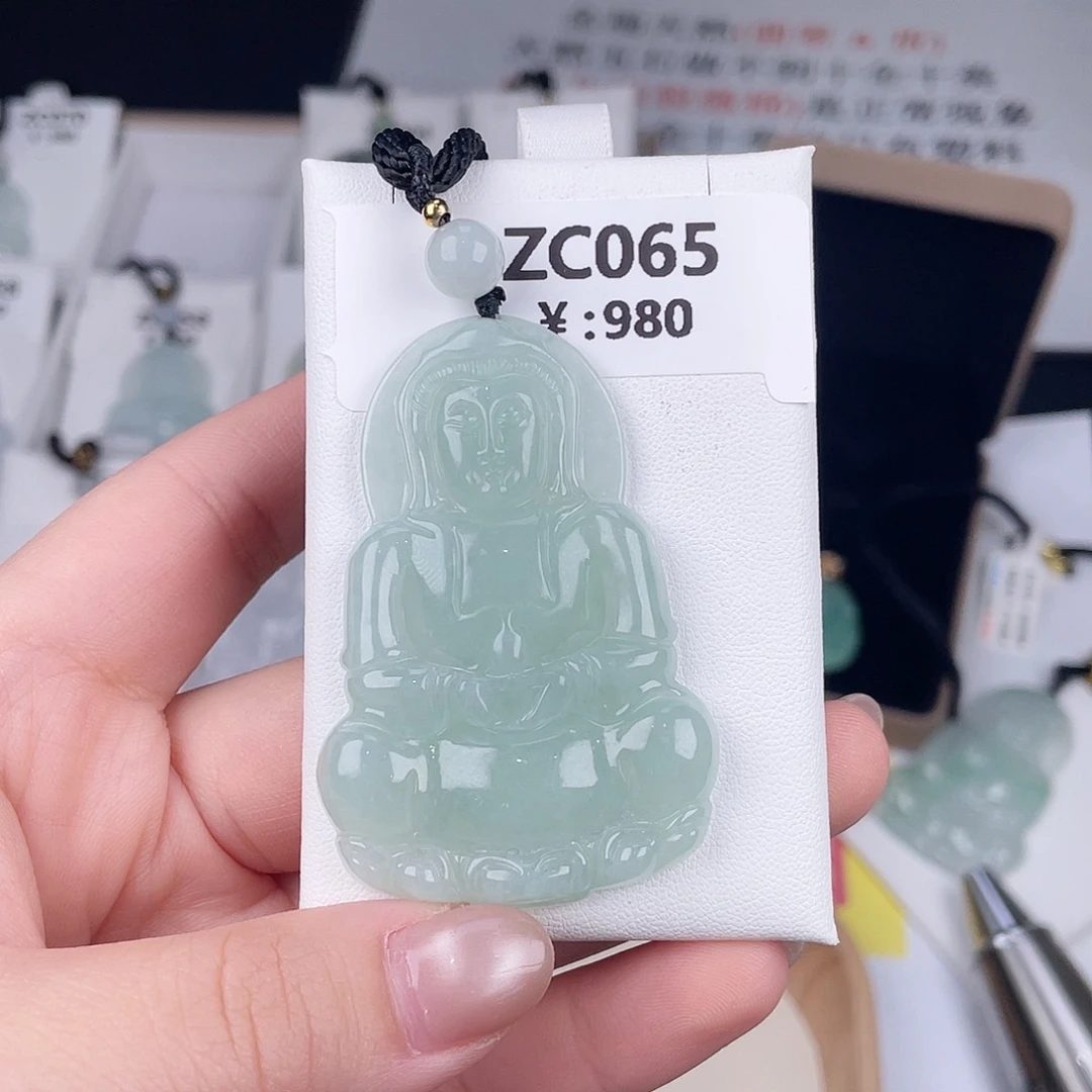 翡翠未镶嵌颈饰zc065