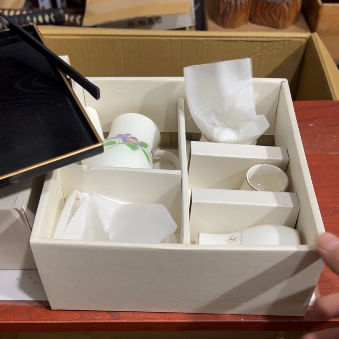 摆件陶瓷制品加工技术研究