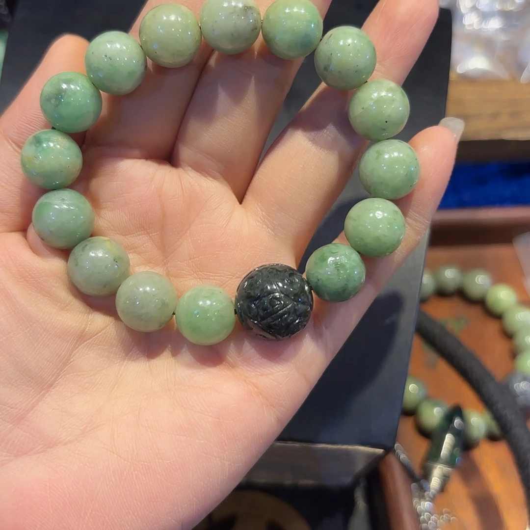 翡翠未镶嵌颈饰原创