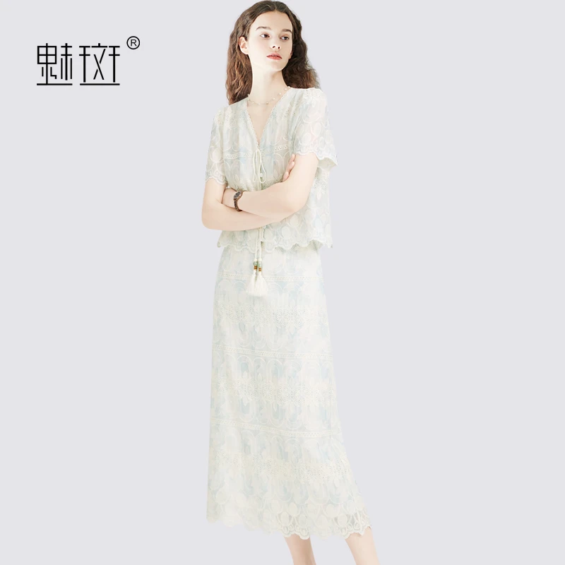 魅斑流苏上衣半身裙两件套女2025夏日淡人穿搭重工蕾丝套装女