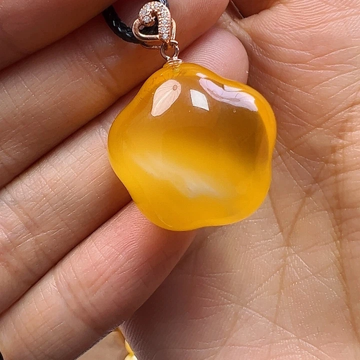 蜜蜡未镶嵌珠宝奇石