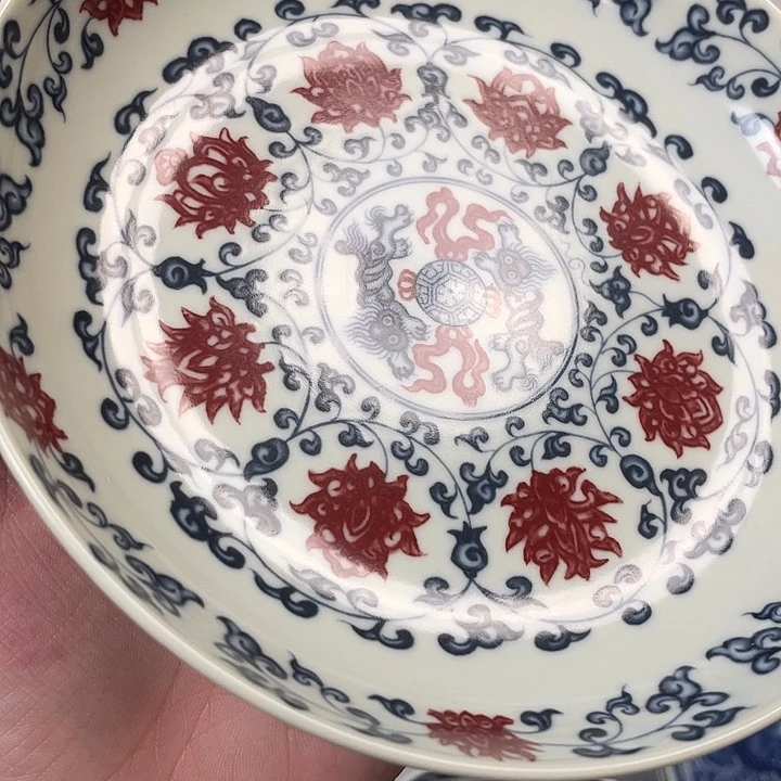 瓷片景德镇釉里红缠枝莲大壶承