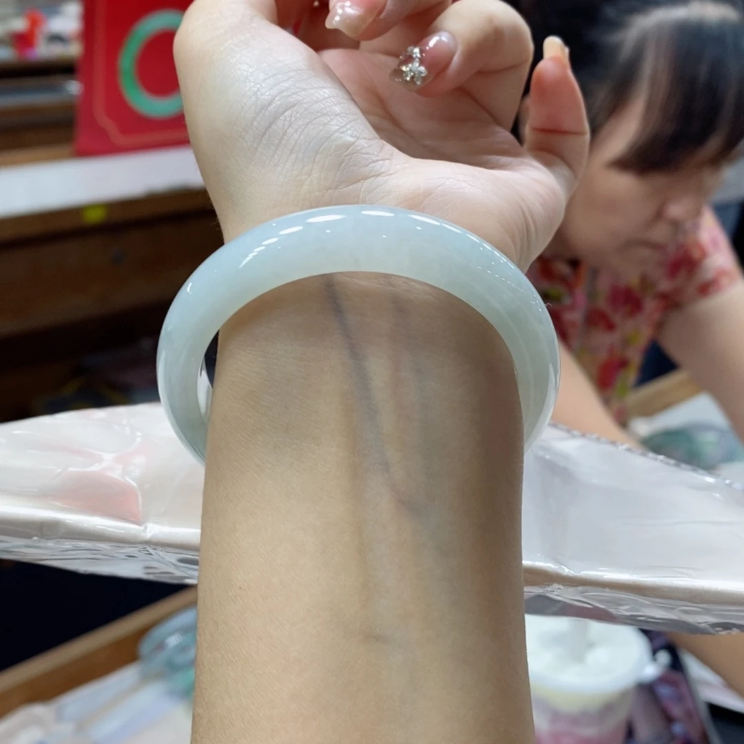 未镶嵌手镯翡翠一****矣翡翠