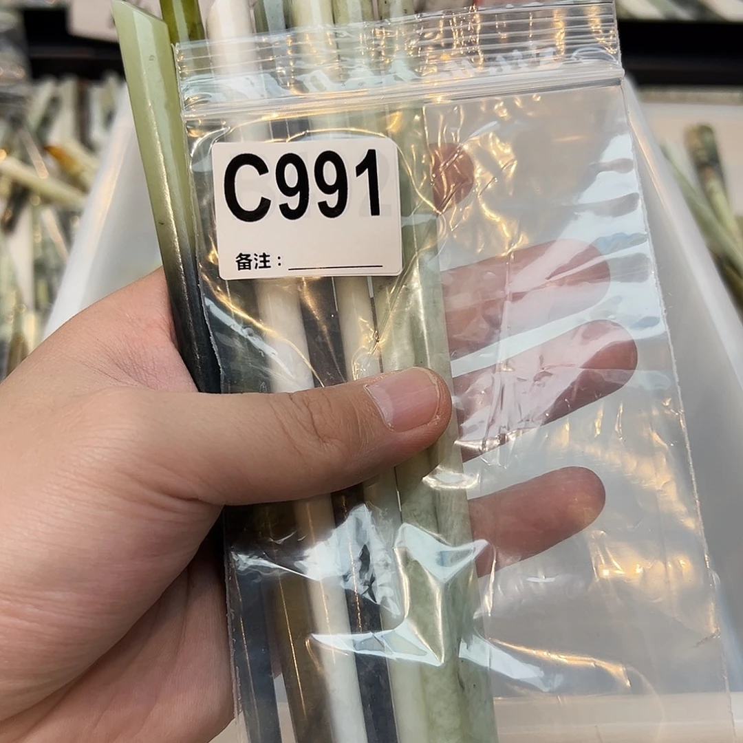 玥***'未镶嵌蛇纹石玉发饰
