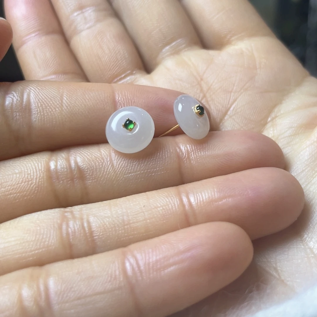 和田玉耳饰18K金镶嵌卡10