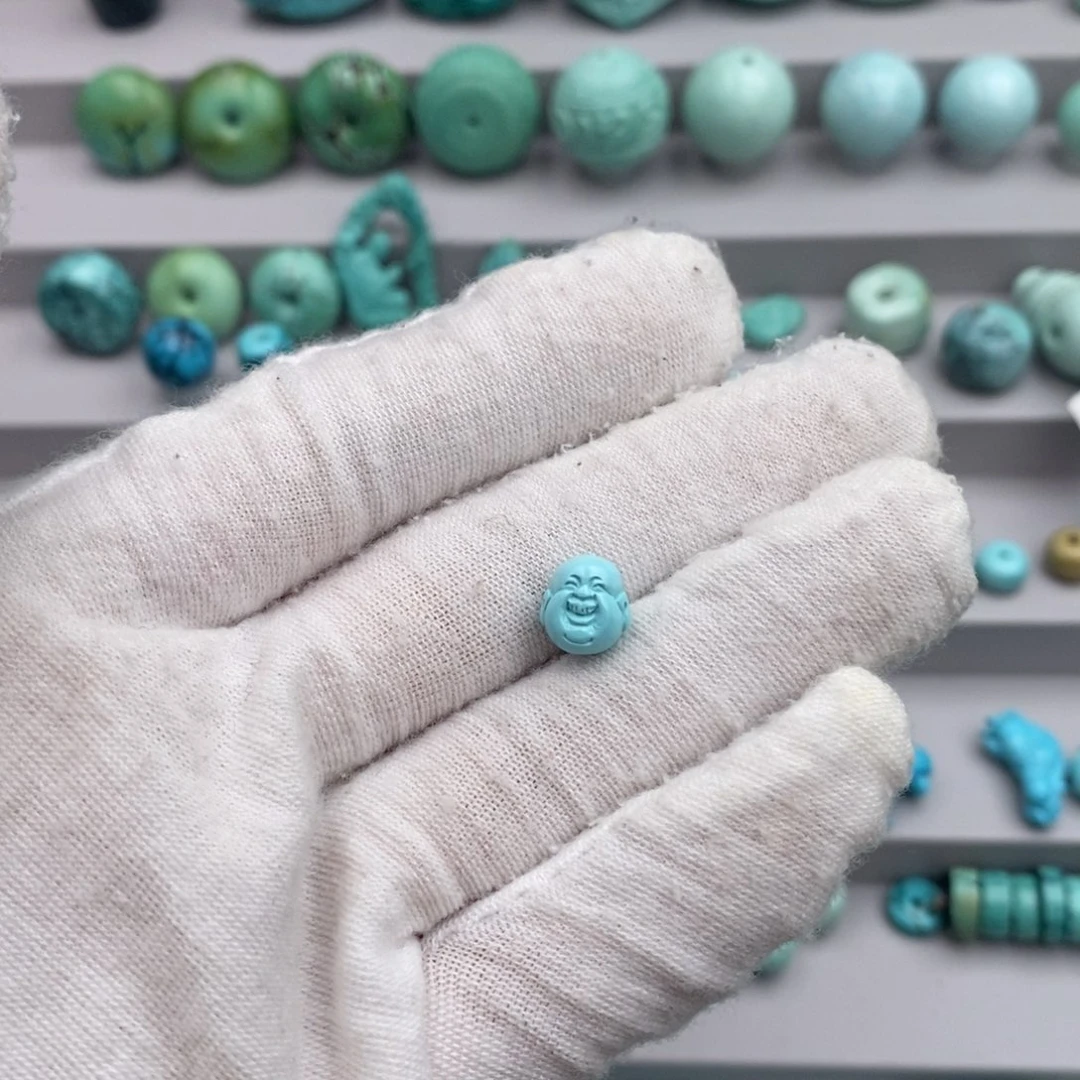 未镶嵌绿松石佛头