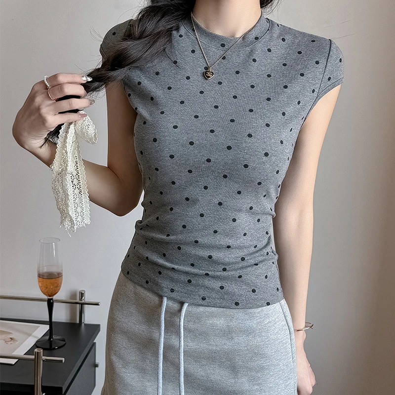 夏季新款简约波点修身短袖T恤女圆领设计感百搭遮肉打底衫