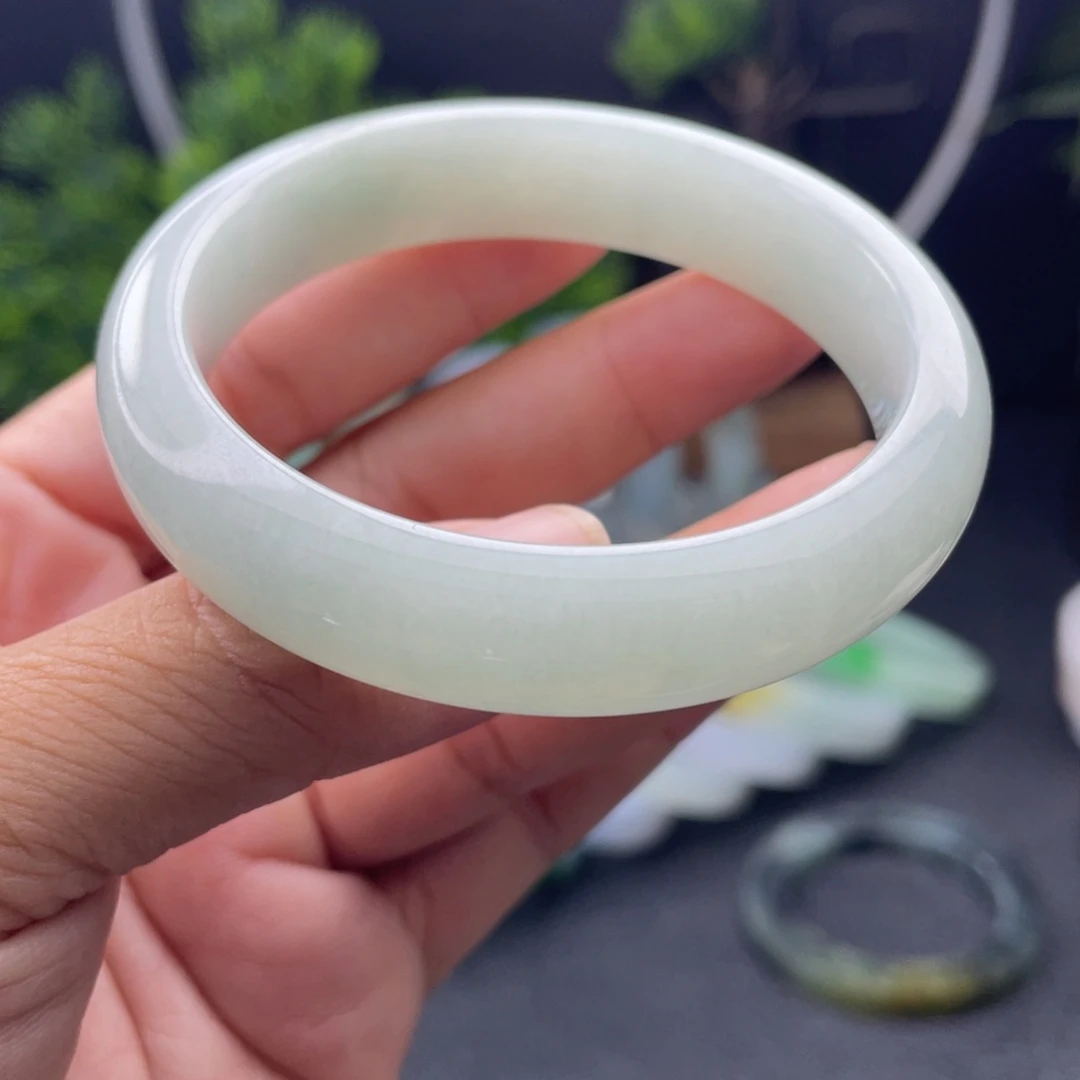 定制翡翠不退不换未镶嵌