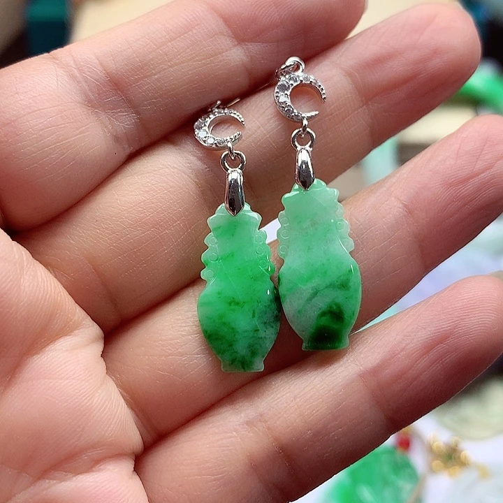 颈饰银S925镶嵌翡翠翡翠