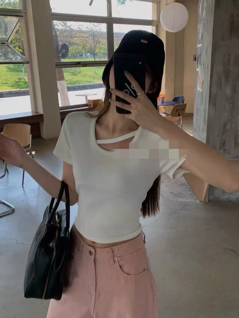 白色U领斜条短款修身设计感弹力春夏短袖T恤女上衣A205