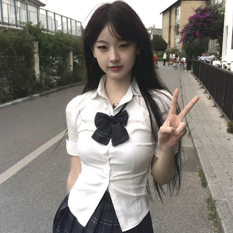 星动jk制服收腰衬衫女学院风辣妹修身短袖白色衬衣上衣格裙