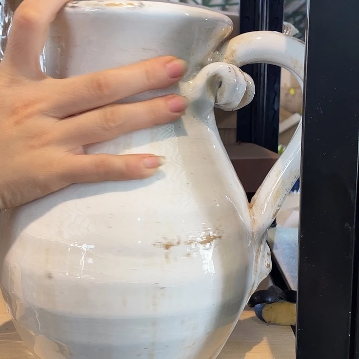 陶瓷花瓶部分（微瑕）