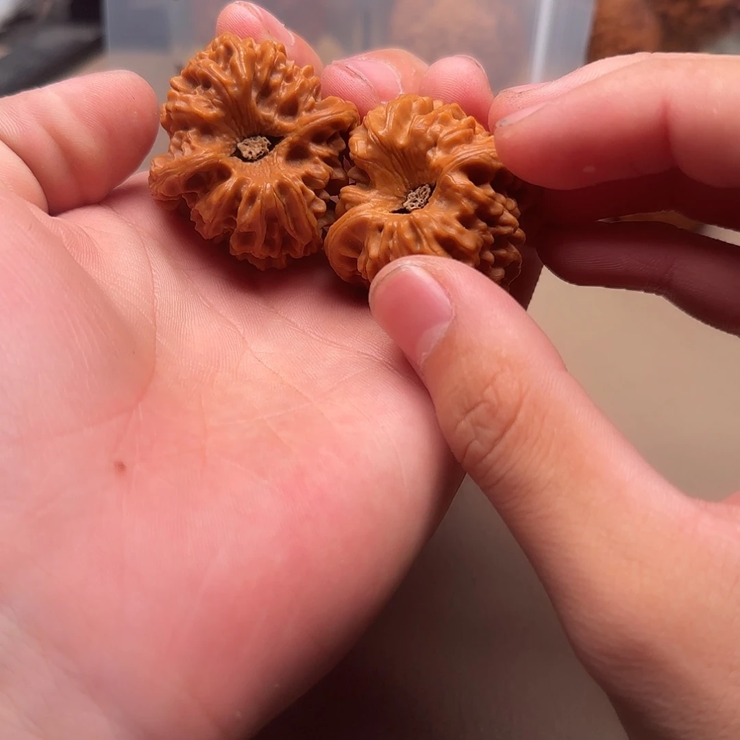 文玩核桃吊坠核桃