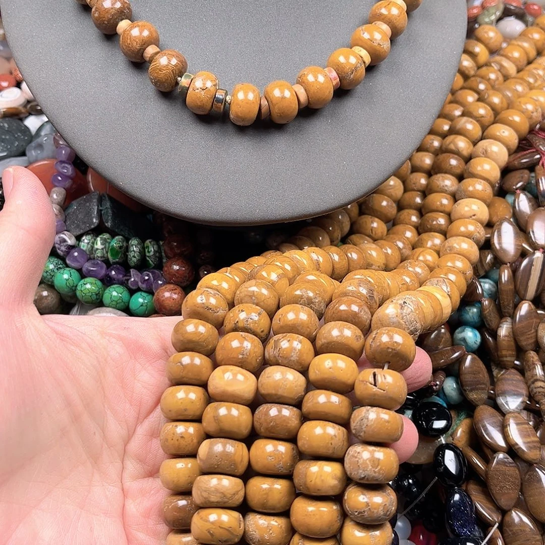 石英质玉未镶嵌手饰