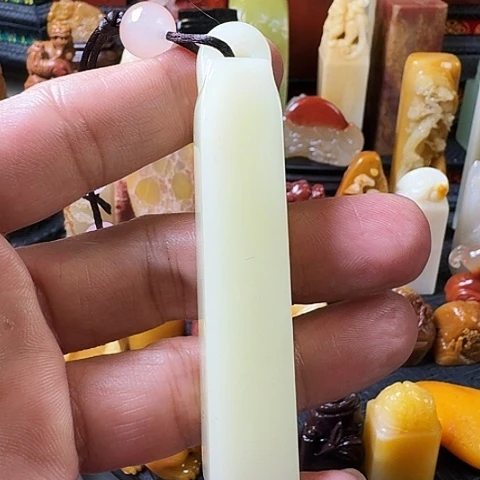 寿山石嘻*~寿山豬油白芙蓉