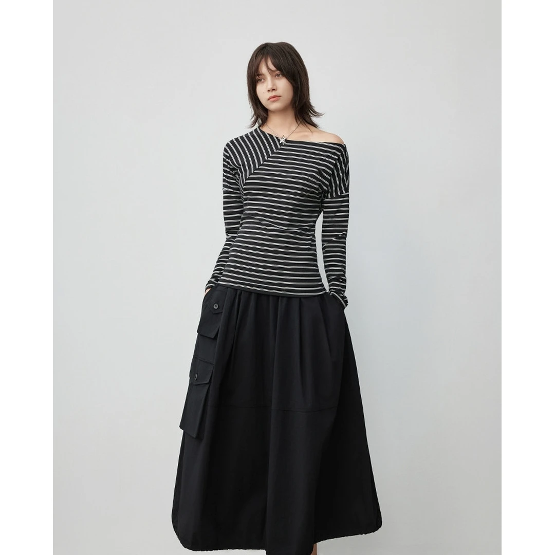 【Montendre】秋冬新款 M 时尚气质设计感小狗印花斜肩显瘦长袖T恤