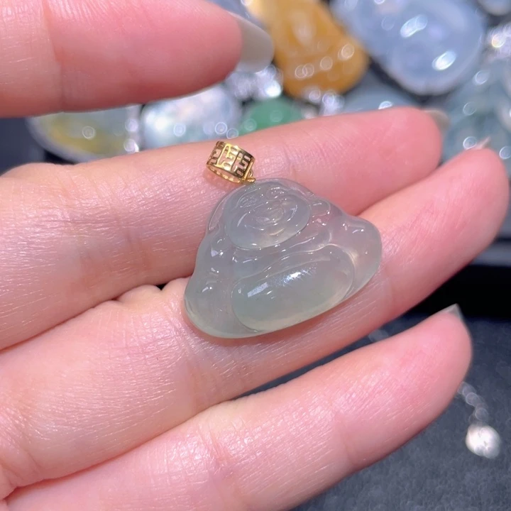 颈饰18K金镶嵌翡翠翡翠