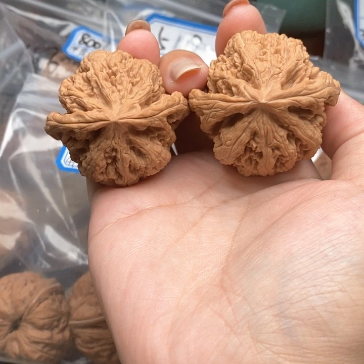 猴头核桃吊坠?209号全品45