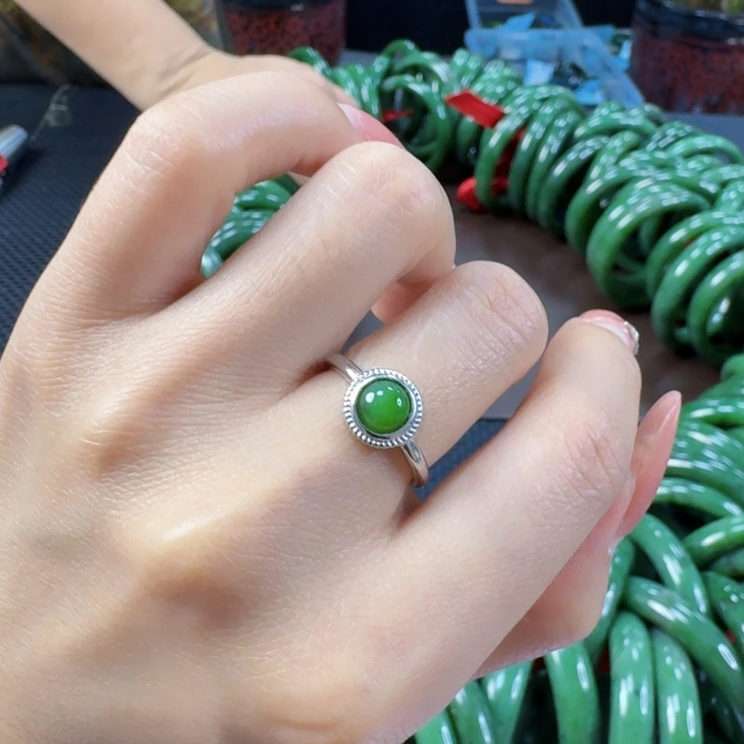 和田玉（碧玉）戒指合金