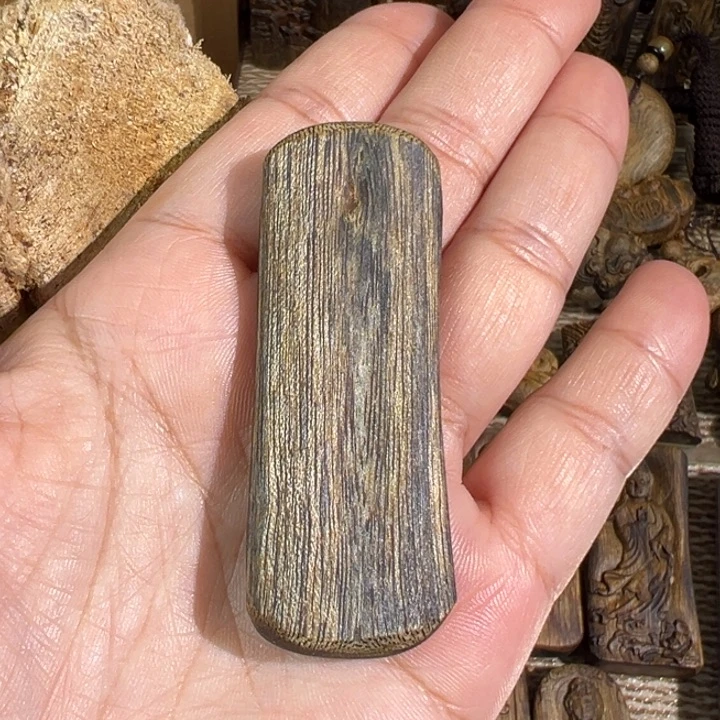 沉香沉香碎屑绿棋楠沉香牌8.5克