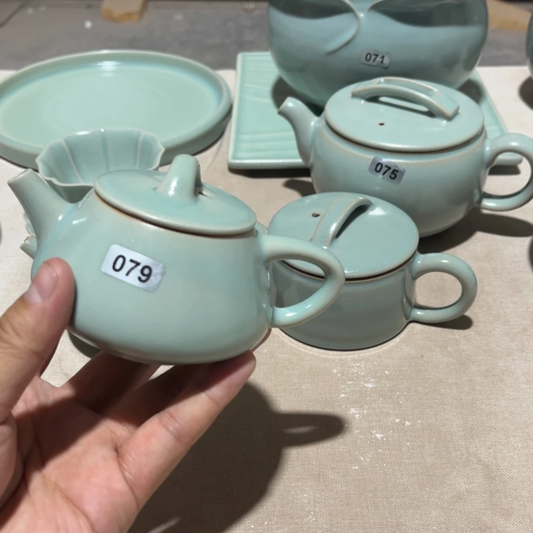 【闪购商品】小石瓢壶  150容量