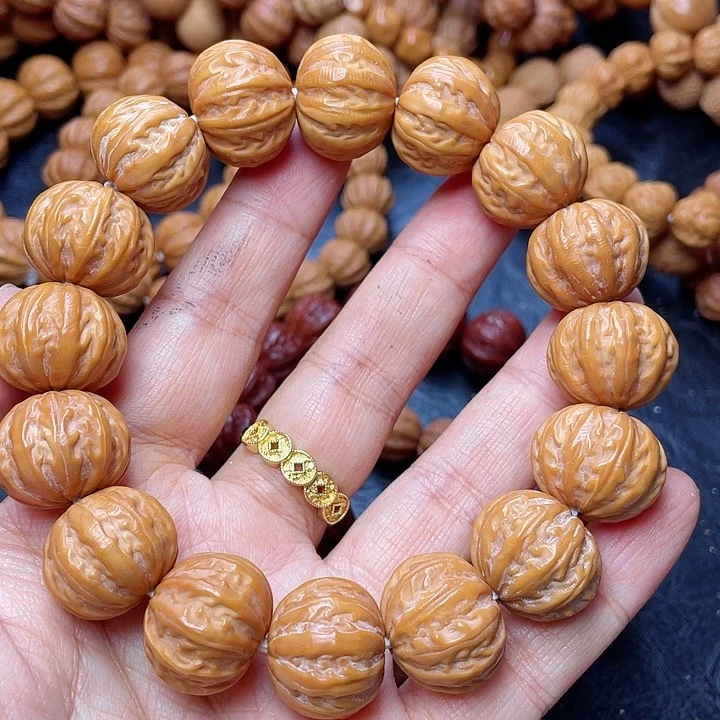 吊坠猴头核桃小*敢18f h n m l